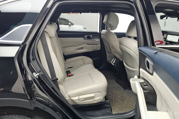 2022 Kia Sorento с пробегом 51 889 км