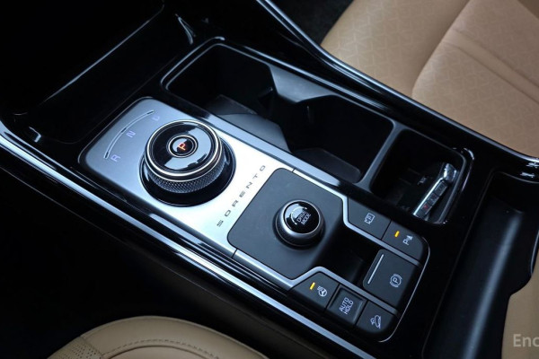 2022 Kia Sorento с пробегом 66 381 км