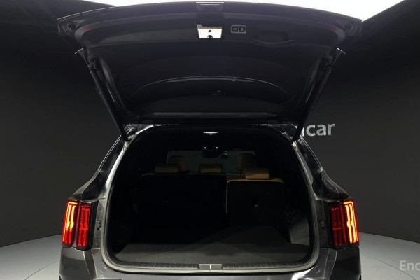 2022 Kia Sorento с пробегом 66 381 км