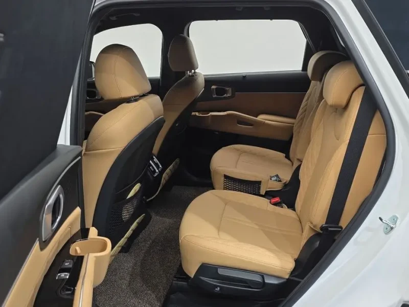 2022 Kia Sorento с пробегом 12 678 км