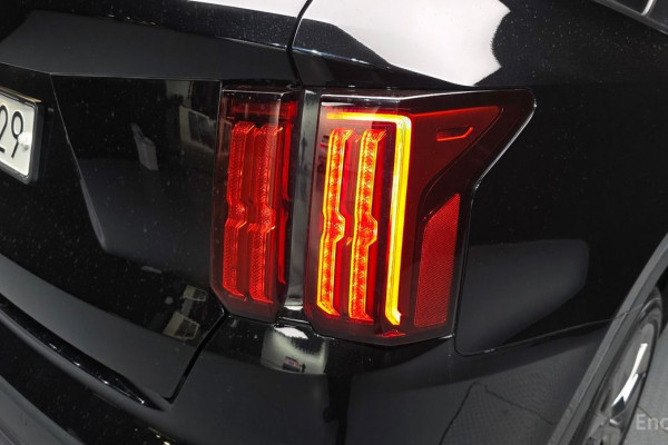 2023 Kia Sorento с пробегом 24 994 км