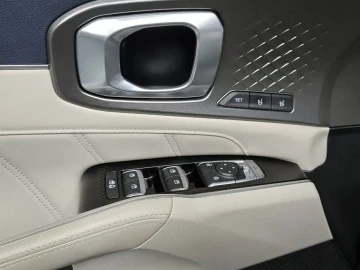 2020 Kia Sorento с пробегом 61 717 км