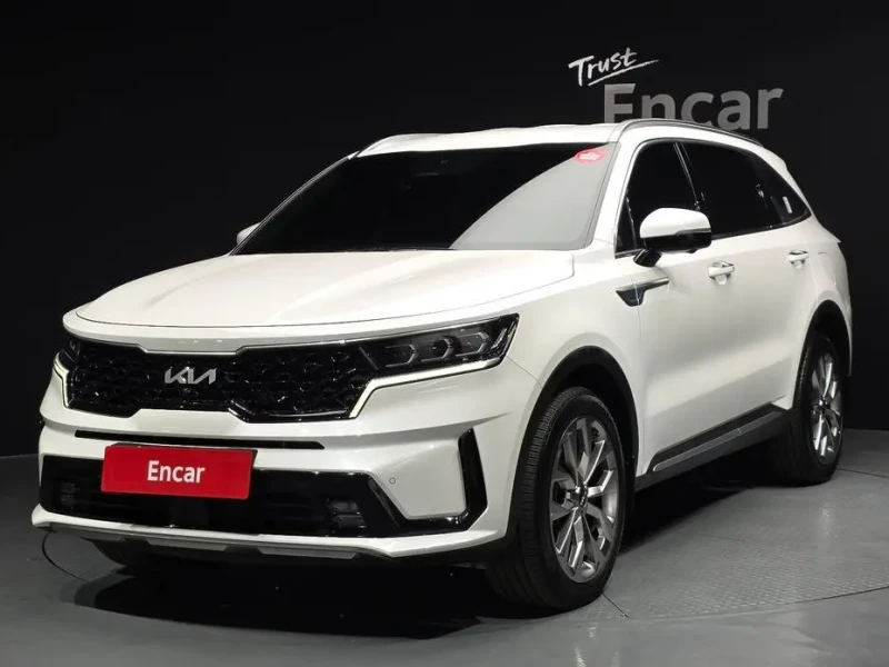 2023 Kia Sorento с пробегом 41 932 км
