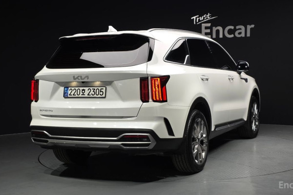 2023 Kia Sorento с пробегом 41 932 км