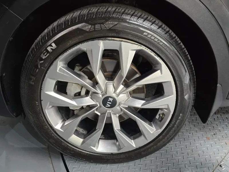 2020 Kia Sorento с пробегом 43 947 км