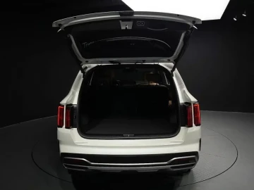 2023 Kia Sorento с пробегом 41 932 км