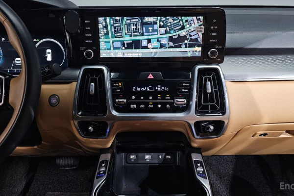 2023 Kia Sorento с пробегом 20 085 км