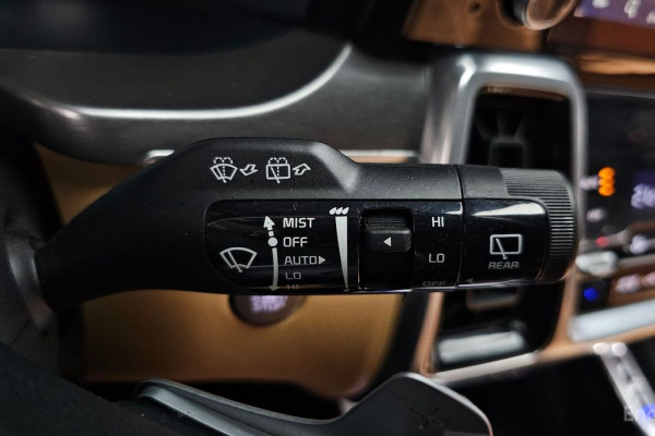 2023 Kia Sorento с пробегом 20 085 км