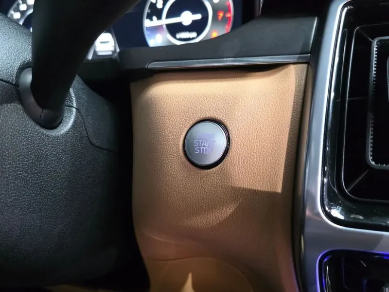 2023 Kia Sorento с пробегом 41 932 км