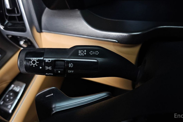 2023 Kia Sorento с пробегом 20 085 км