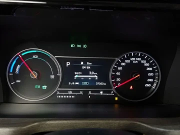 2022 Kia Sorento с пробегом 37 262 км
