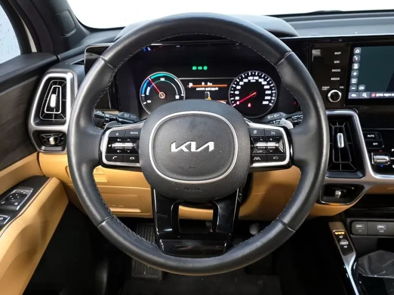 2022 Kia Sorento с пробегом 37 262 км