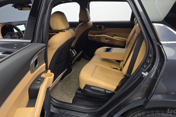 2022 Kia Sorento с пробегом 12 171 км