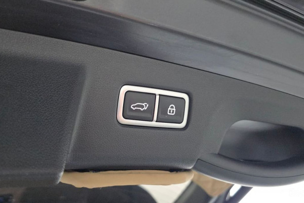 2022 Kia Sorento с пробегом 12 171 км