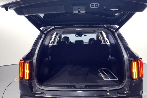 2021 Kia Sorento с пробегом 20 958 км