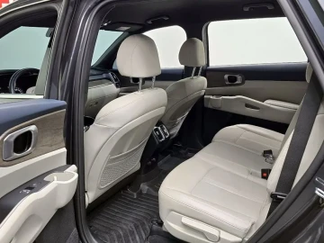 2022 Kia Sorento с пробегом 40 602 км