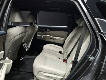 2023 Kia Sorento с пробегом 53 232 км
