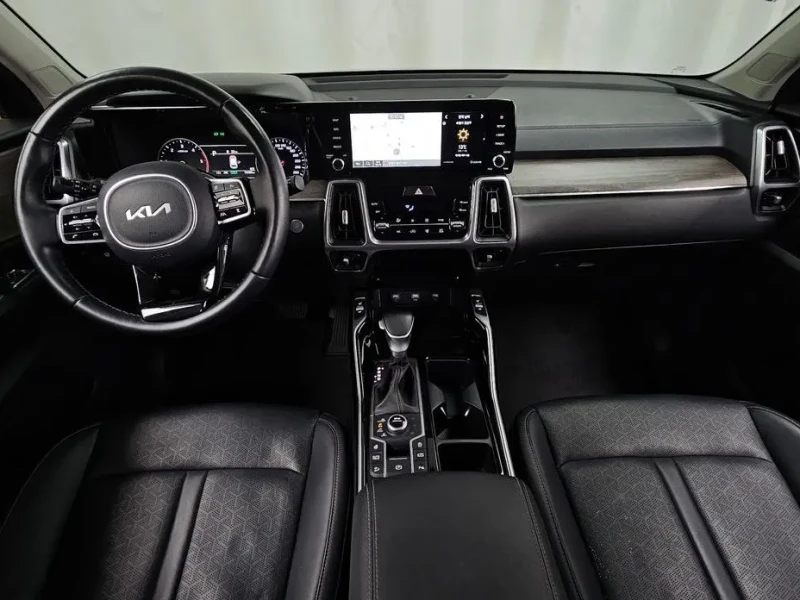 2022 Kia Sorento с пробегом 72 290 км