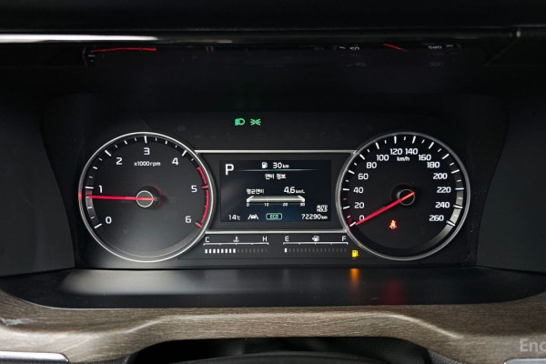 2022 Kia Sorento с пробегом 72 290 км