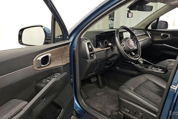 2022 Kia Sorento с пробегом 72 290 км