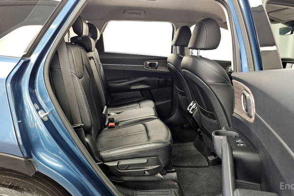 2022 Kia Sorento с пробегом 72 290 км