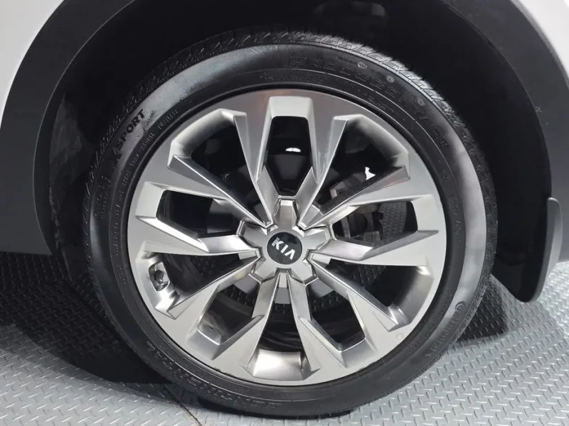 2021 Kia Sorento с пробегом 31 193 км