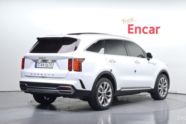 2022 Kia Sorento с пробегом 27 590 км