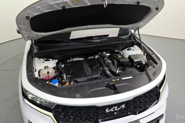 2022 Kia Sorento с пробегом 27 590 км