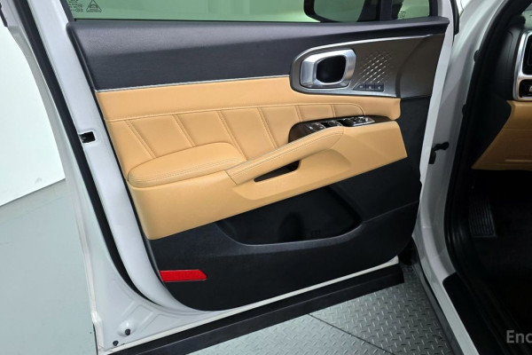 2022 Kia Sorento с пробегом 27 590 км