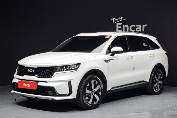 2023 Kia Sorento с пробегом 67 625 км