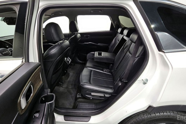 2022 Kia Sorento с пробегом 79 855 км