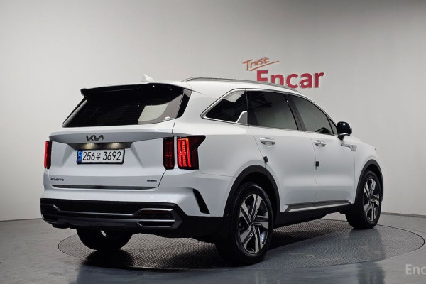 2023 Kia Sorento с пробегом 41 131 км