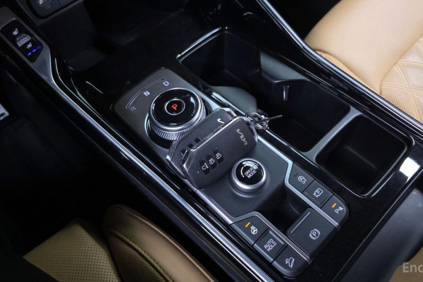 2023 Kia Sorento с пробегом 53 753 км