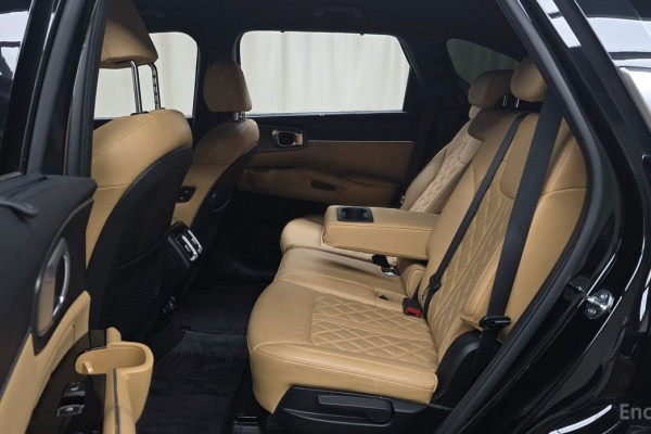 2023 Kia Sorento с пробегом 53 753 км