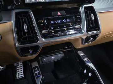2023 Kia Sorento с пробегом 53 753 км