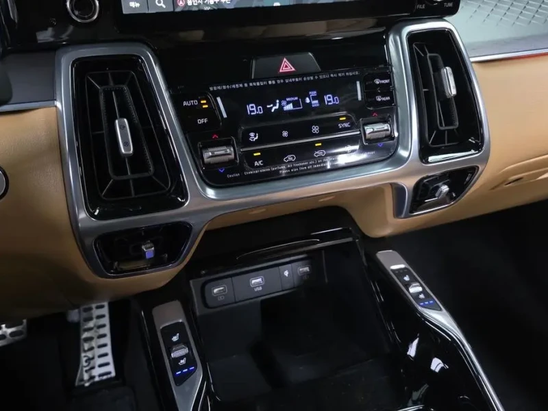 2023 Kia Sorento с пробегом 53 753 км