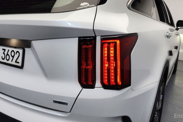 2023 Kia Sorento с пробегом 41 131 км