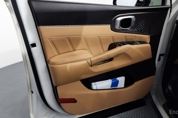 2023 Kia Sorento с пробегом 41 131 км