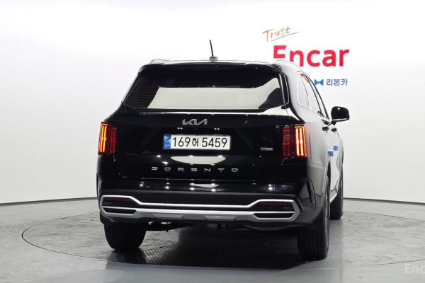 2022 Kia Sorento с пробегом 131 752 км