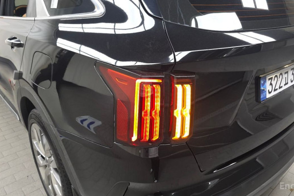 2023 Kia Sorento с пробегом 53 753 км