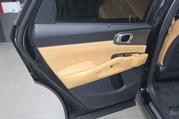 2023 Kia Sorento с пробегом 53 753 км