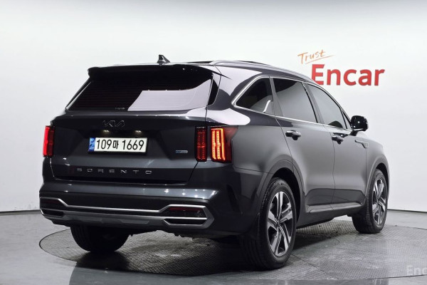2022 Kia Sorento с пробегом 70 624 км
