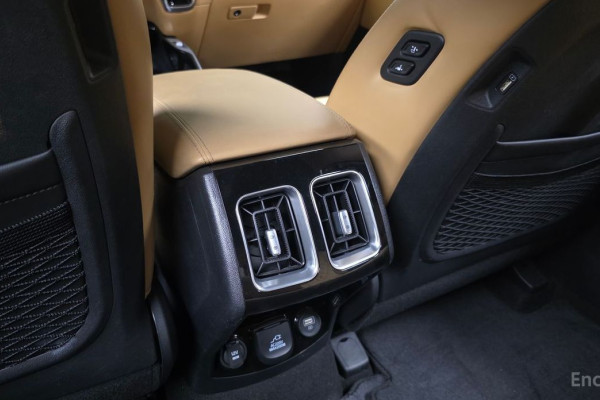 2023 Kia Sorento с пробегом 53 753 км