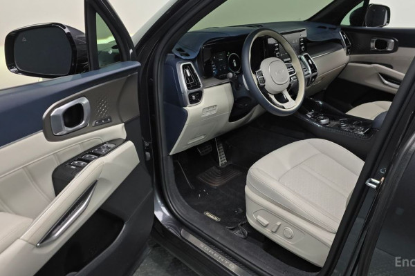 2022 Kia Sorento с пробегом 70 624 км