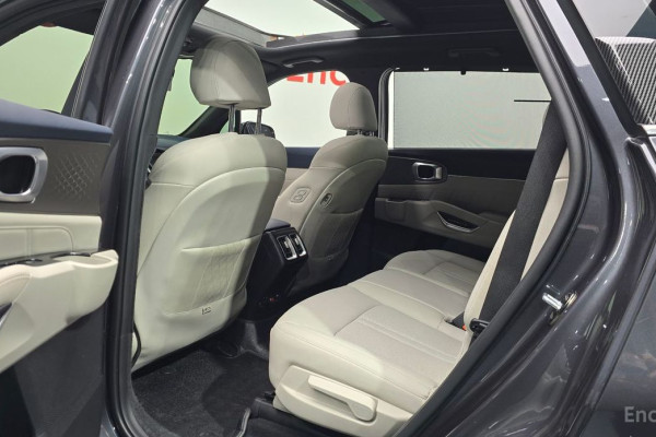 2022 Kia Sorento с пробегом 70 624 км