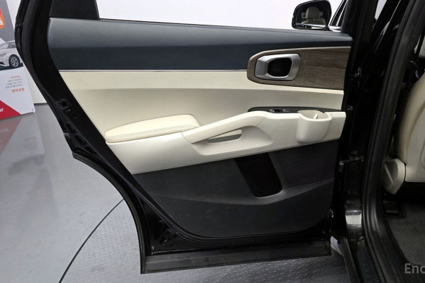 2022 Kia Sorento с пробегом 131 752 км