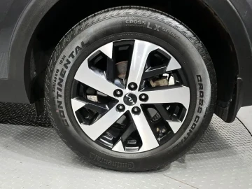 2023 Kia Sorento с пробегом 60 631 км
