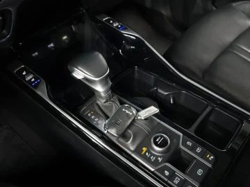 2023 Kia Sorento с пробегом 60 631 км