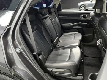 2023 Kia Sorento с пробегом 60 631 км