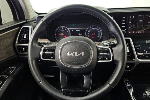 2022 Kia Sorento с пробегом 91 024 км